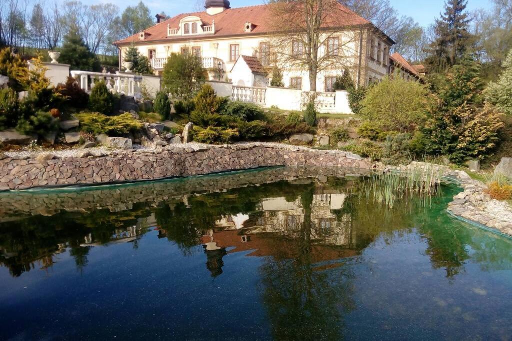 Zamecek Zdiky - Knizeci Apartman Bujanov Exterior photo